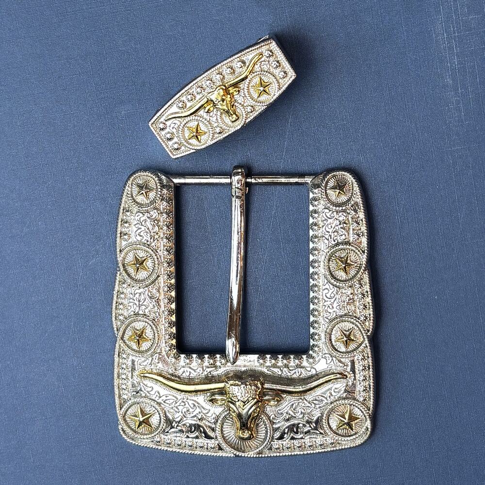 Western 2 Piece Steer  Star Belt Buckle  Men Or Women Color Silver And Gold